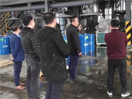 仕全兴包装车间参观